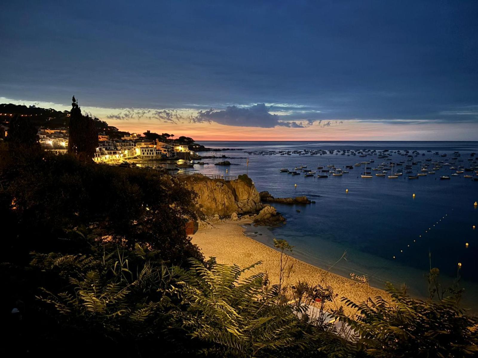Apartamento Frente Al Mar En La Mejor Ubicacion De Calella Calella De Palafrugell Ngoại thất bức ảnh